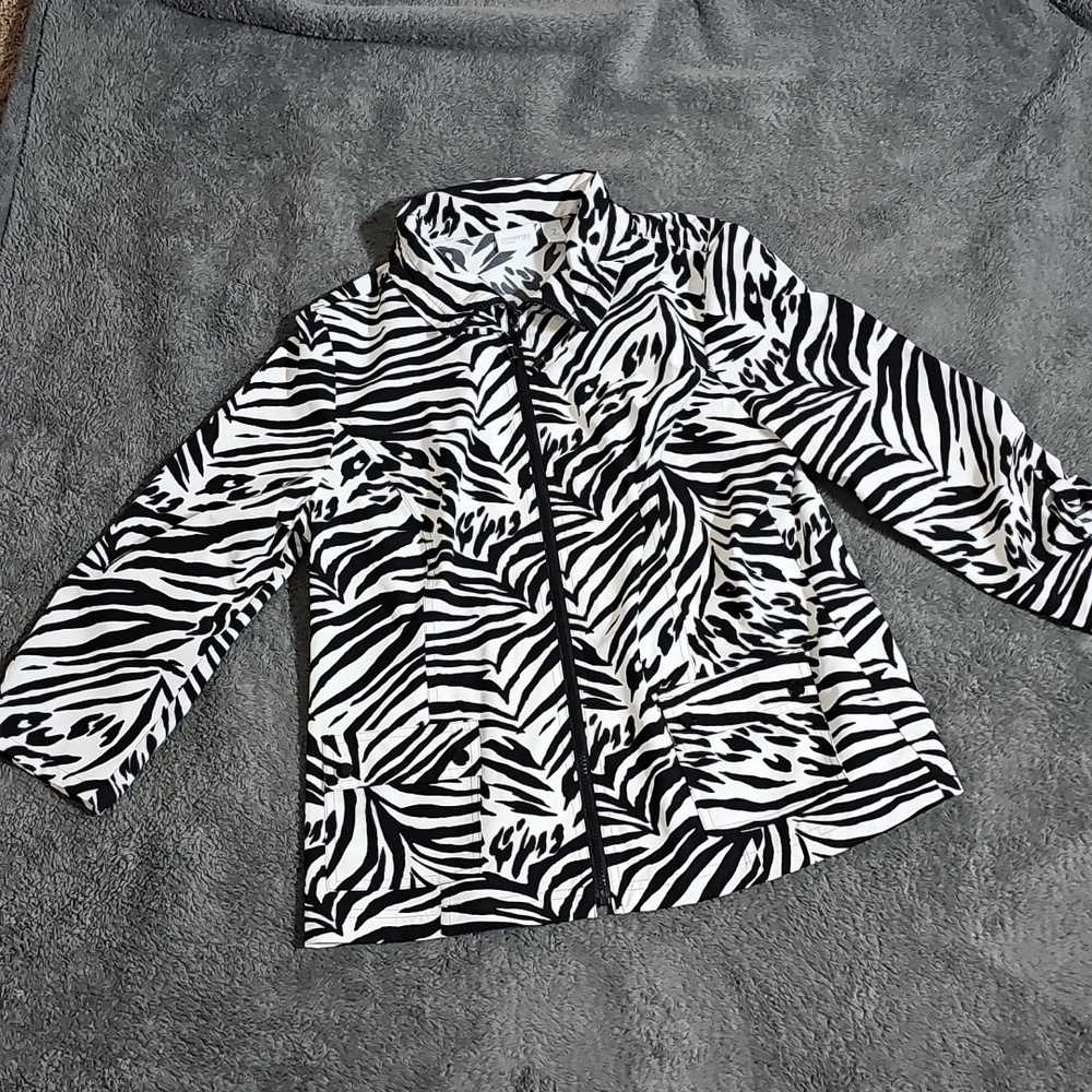 Zenergy By Chico’s Zebra Animal Print Full Zip Lightweight Jacket Size 2 US L